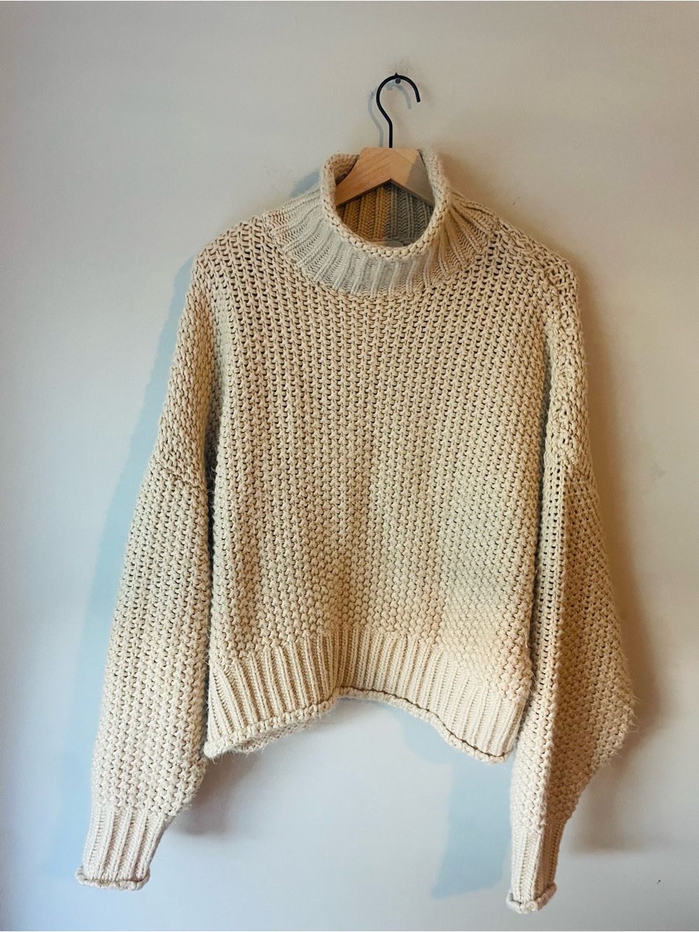 H&M Cream Chunky Knit Turtleneck Sweater - Women's